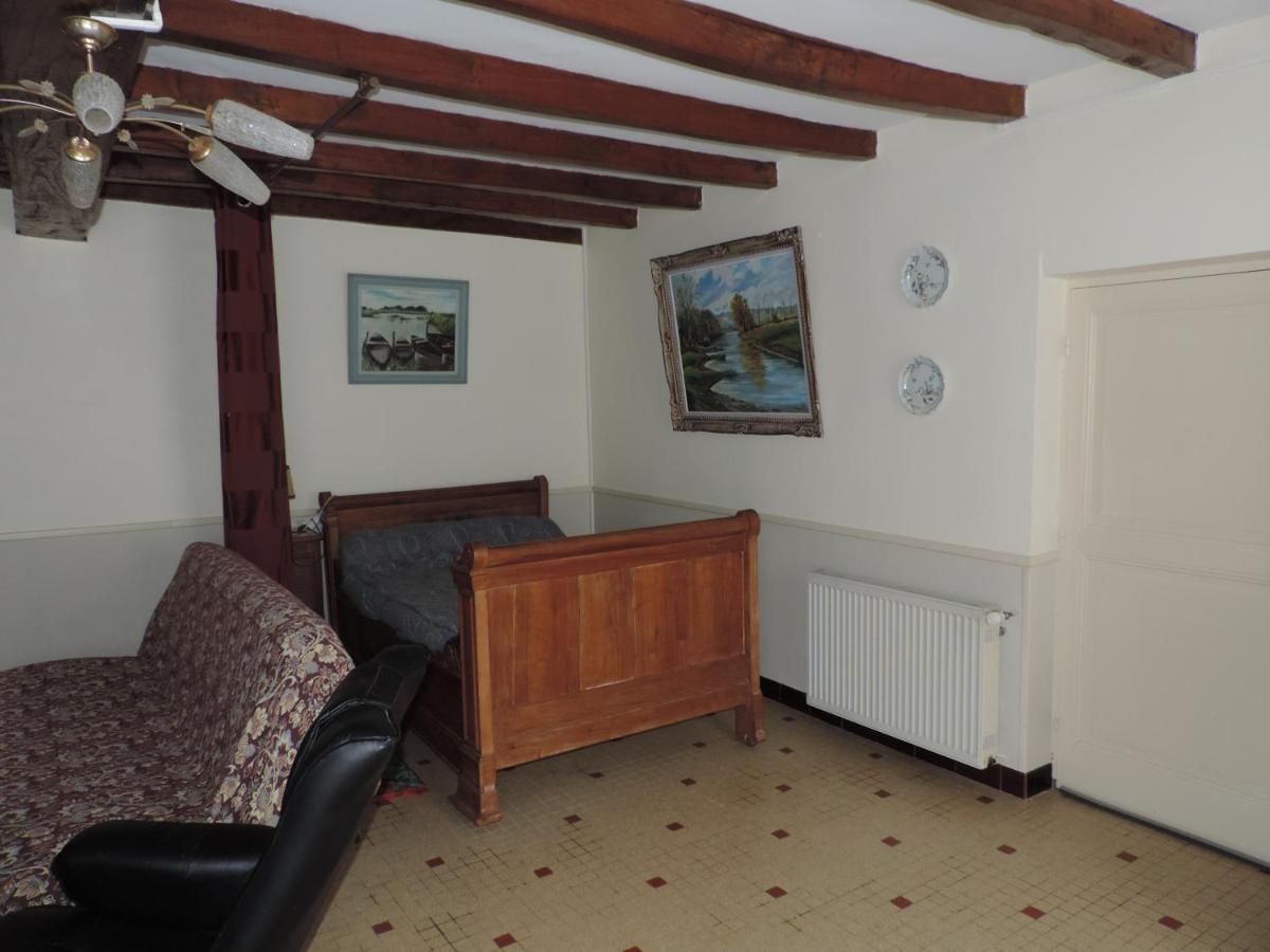 Gite De L'Aubree 17 Puy-du-Lac Exterior foto